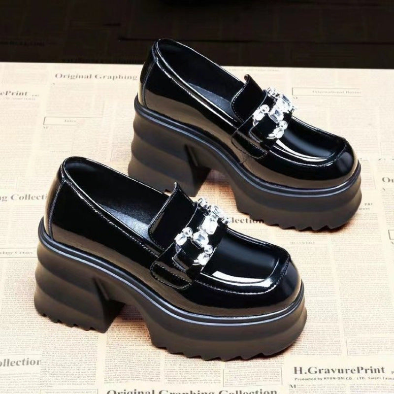 Damen Plateau Schuhe Hoch mit Ketten Dekor