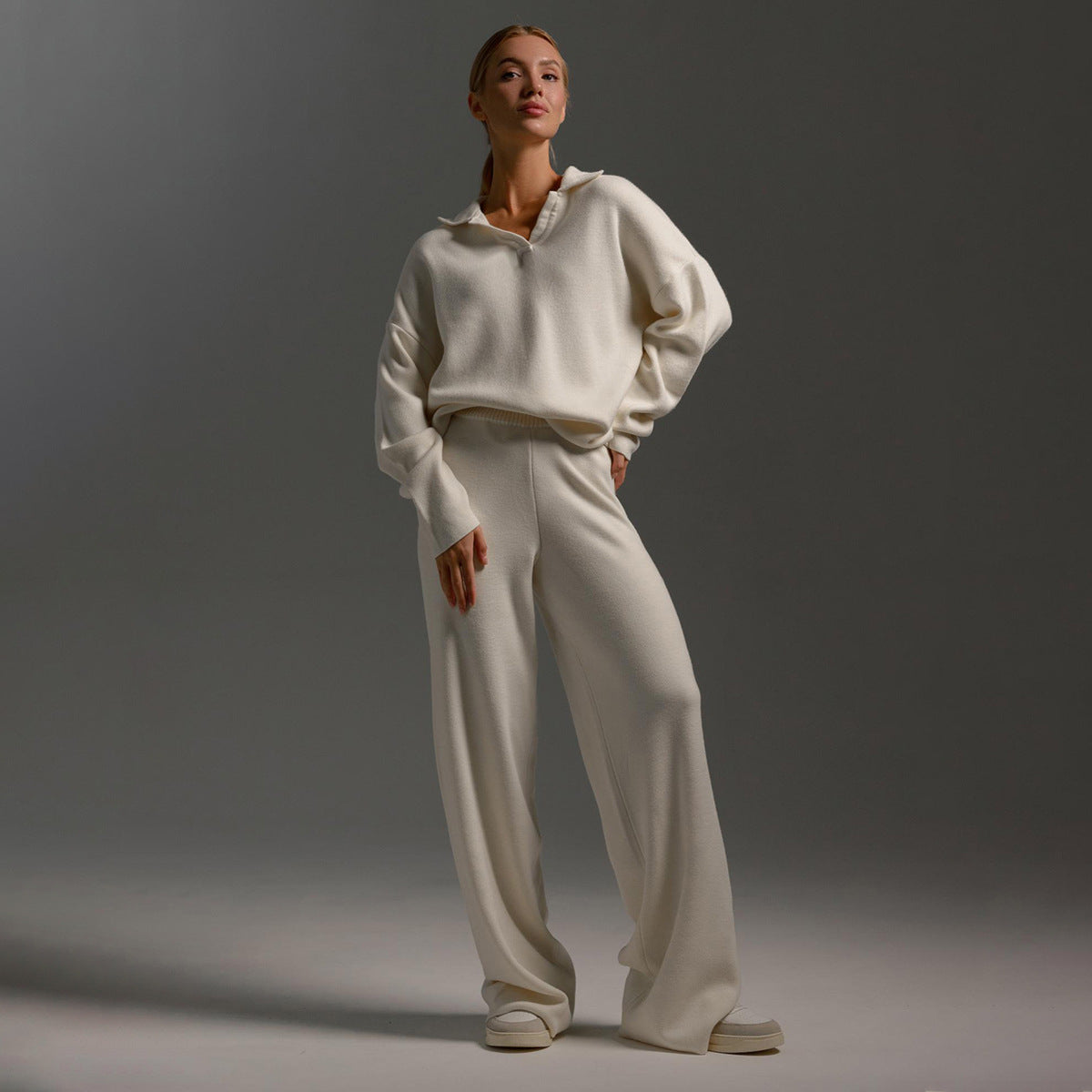 Damen Sportset aus Polopullover und Weitbein-Hose für Komfort - Norvielle