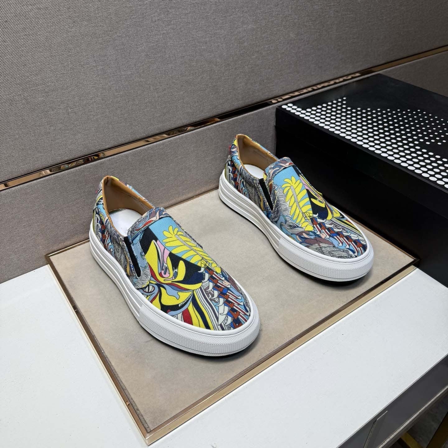 Damen Sneaker Slip-On Bunt Grafik-Design