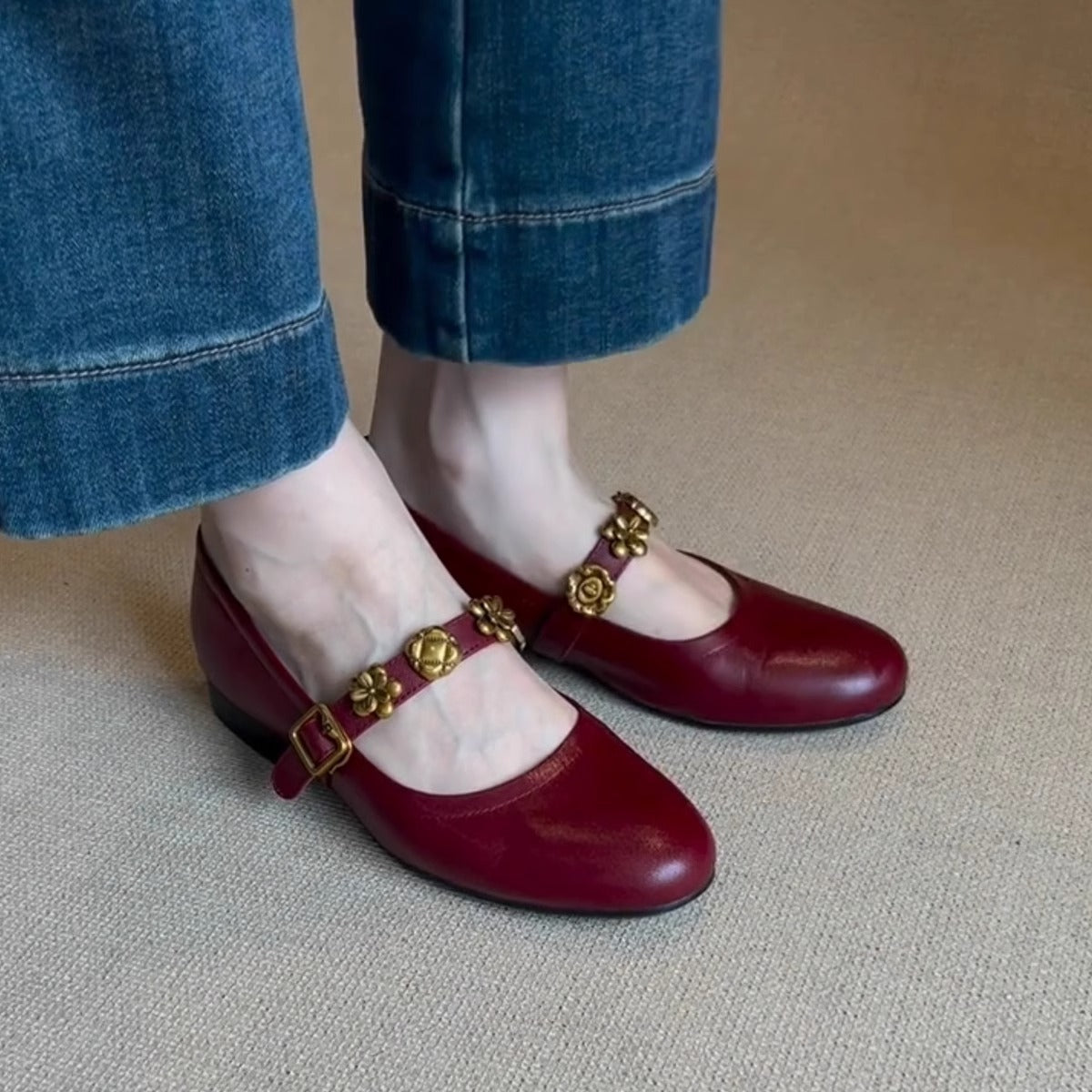 Damen Mary Jane Schuhe mit Blumendekor Komfortabsatz