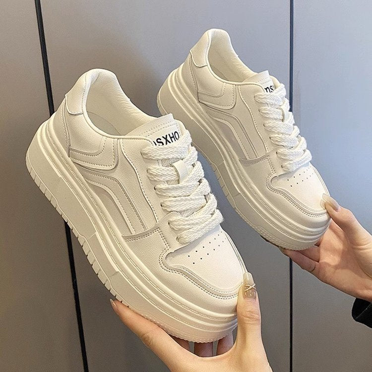 Damen Sneaker Plateau Komfortabel Weich Kontrastdetails