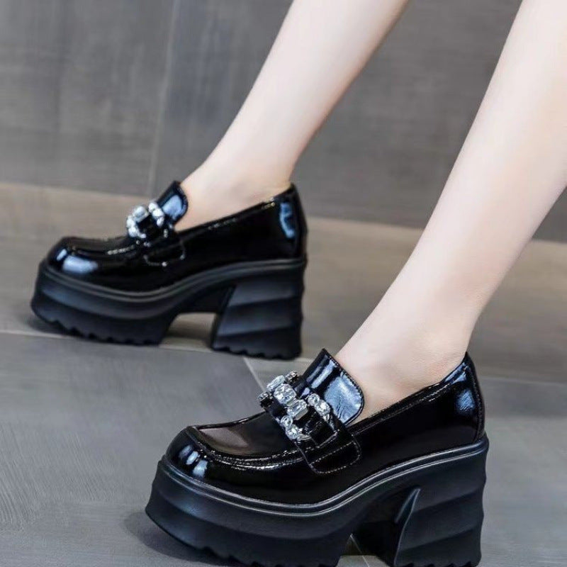 Damen Plateau Schuhe Hoch mit Ketten Dekor Schwarz - Norvielle
