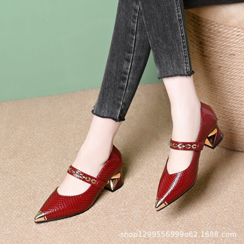 Damen Hochhackige Pumps mit Blockabsatz und Kettenriemen