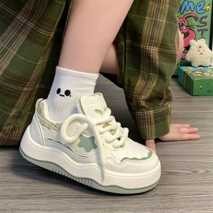 Damen Sneaker Modern mit Applikationen