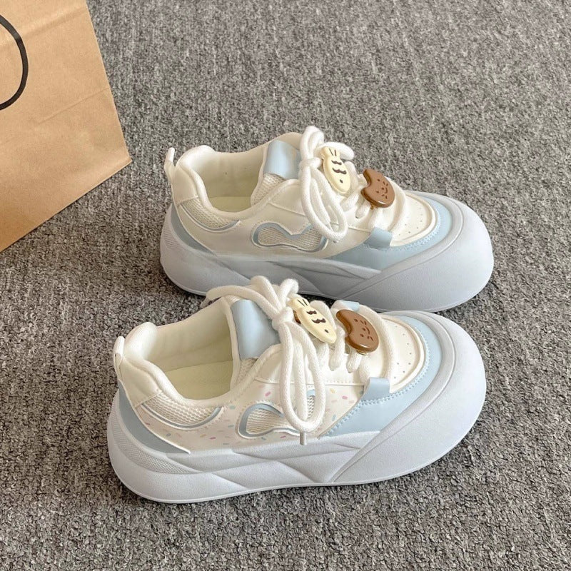 Damen Sneaker mit Blumenmuster und Schnürung