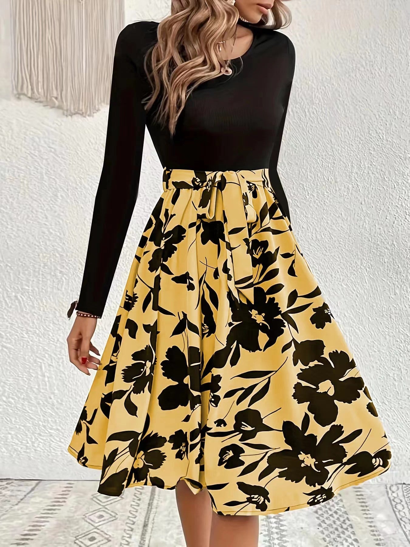 Damen Midikleid Floral Gesmoktes Oberteil