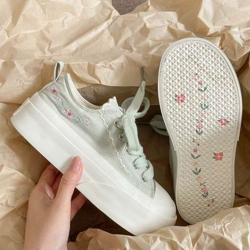 Damen Sneaker Plateau Atmungsaktives Mesh Blumenapplikation