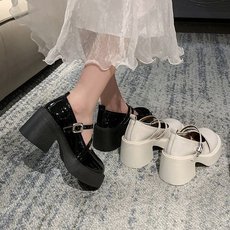 Damen Plateau Pumps Mit Riemen Hochabsatz