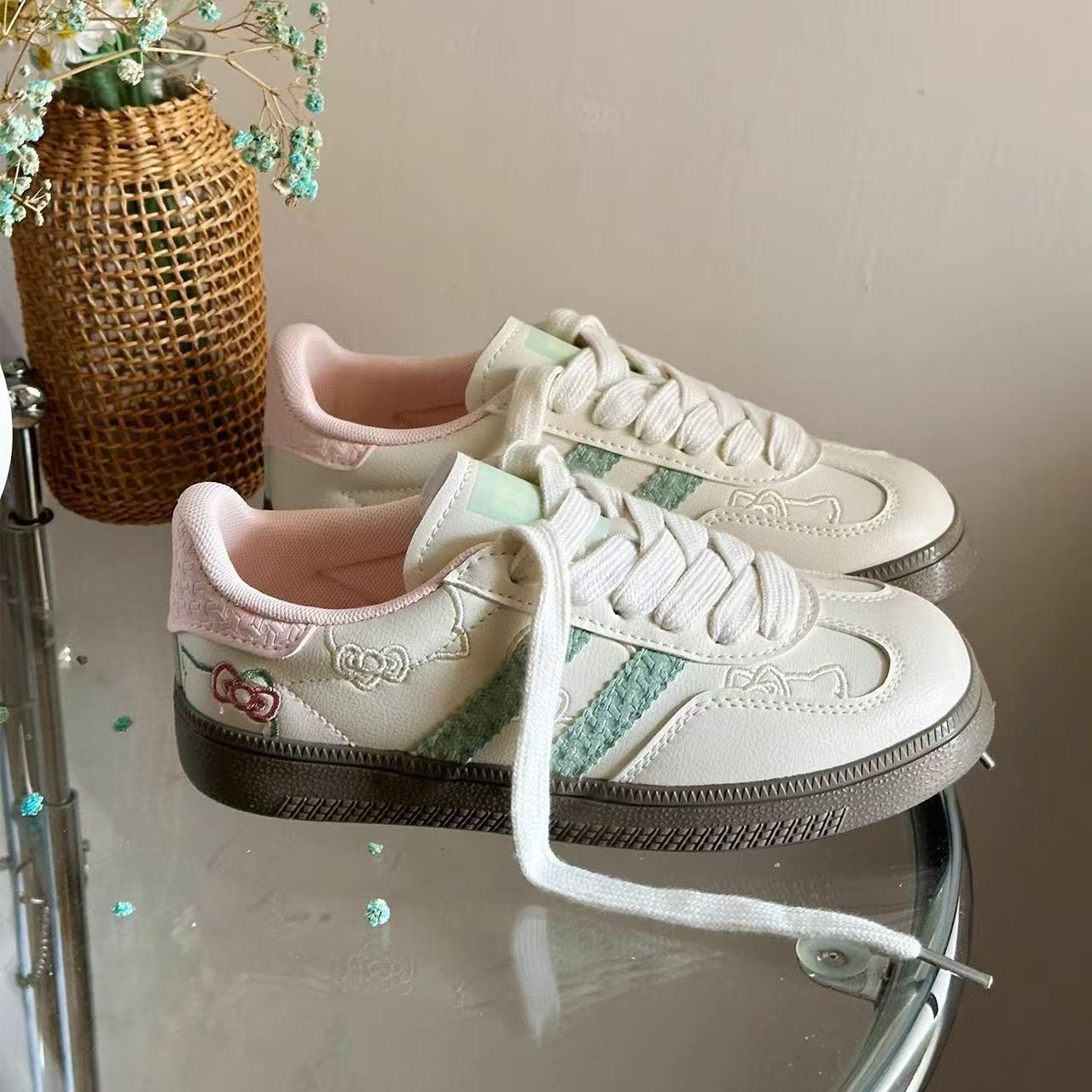 Damen Sneaker Blumenmotiv Elastisch Schnürsenkel