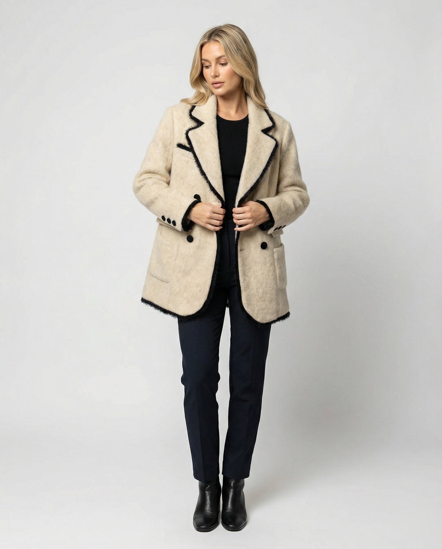Damen Flauschjacke Doppelreiherschließer Blazer