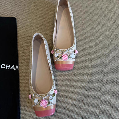 Damen Ballerinas mit Blumen Dekor und Schnürung