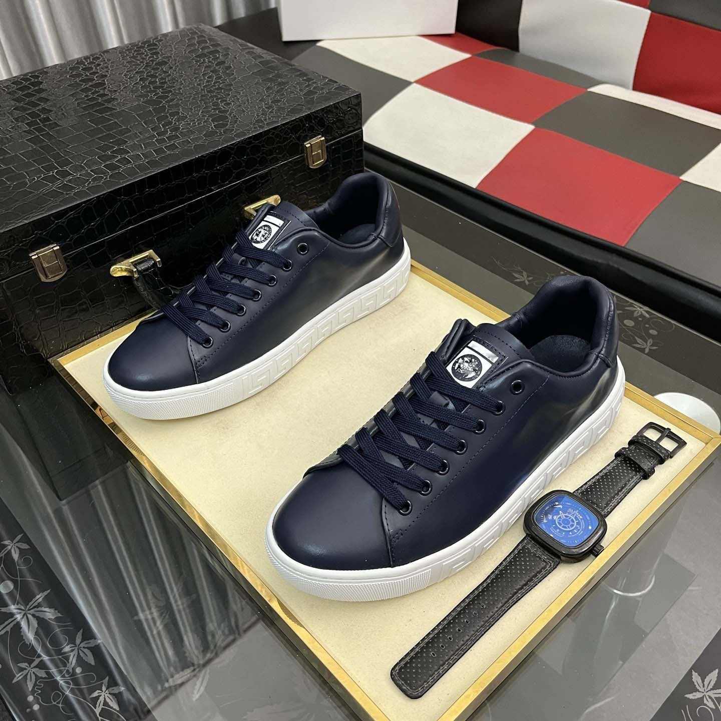 Damen Sneaker Sportlich Mit Logo Schwarz - Norvielle