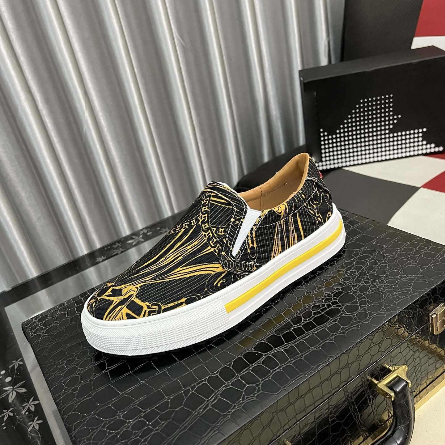 Damen Slip-On Sneaker Elegant