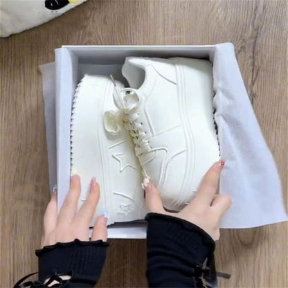Damen Plateau Sneaker Sternenmuster Komfortsohle