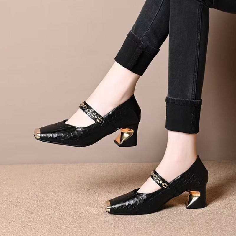 Damen Pumps Elegante Mary Jane Schuhe Metall Detail
