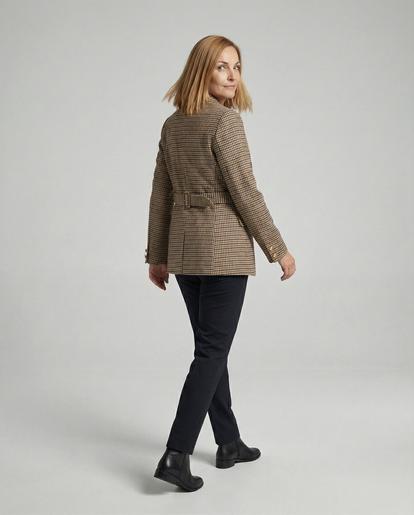 Damen Blazerjacke Golden Knöpfe Modern