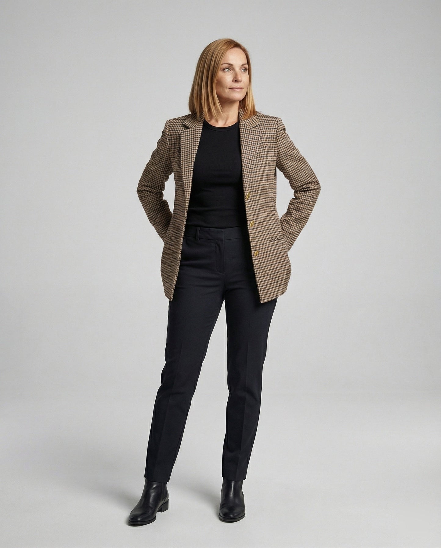 Damen Blazerjacke Golden Knöpfe Modern