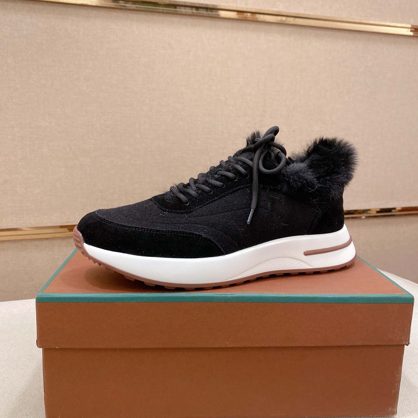 Damen Sneaker Fellkragen