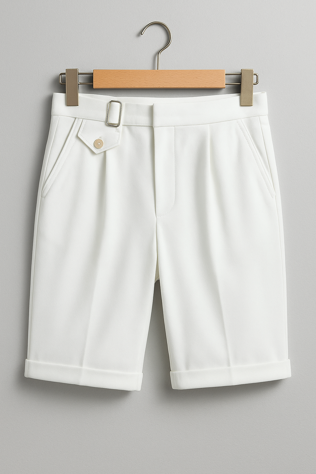 Herren Shorts Maßgeschneidert mit Falten und Schnallen