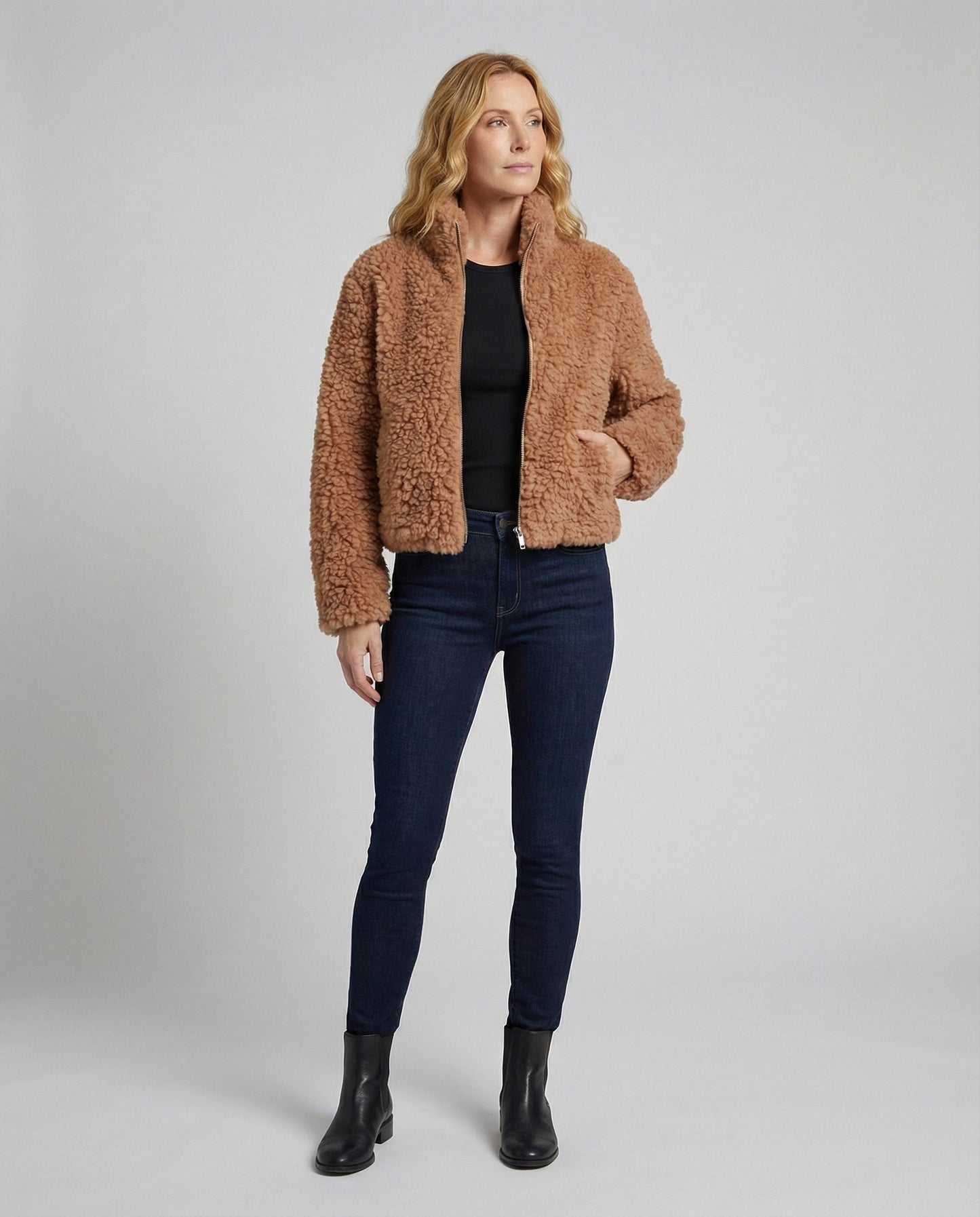 Teddyjacke Damen Zimtbraun Cropped - Norvielle