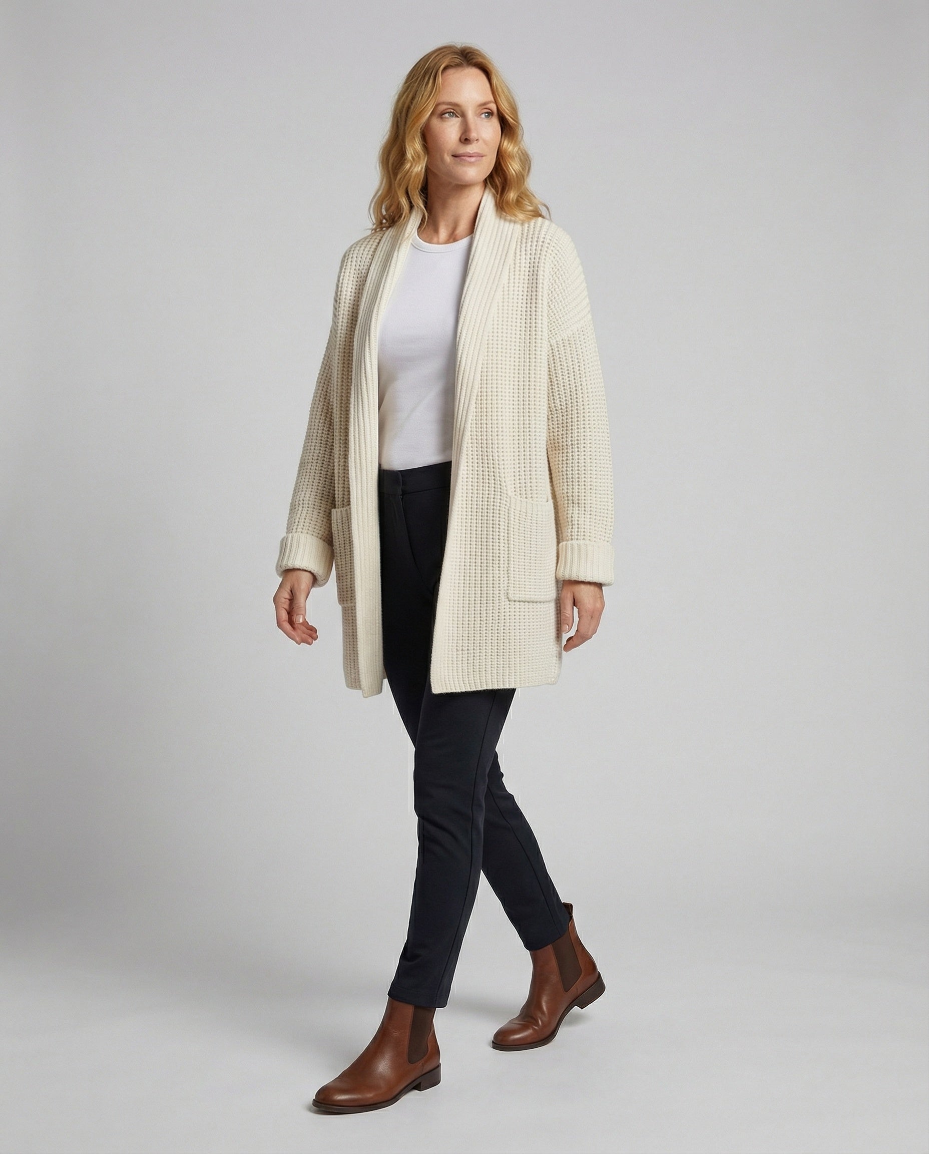 Weicher Damen Cardigan Elegante Jacke Modern - Norvielle