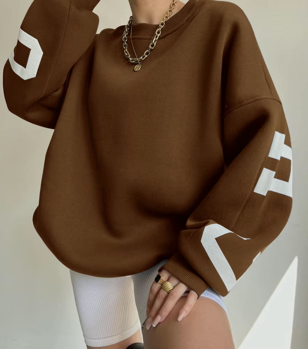 CityPulse Oversized Sweater Damen braun mit CHICAGO Print
