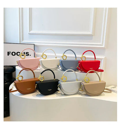 Damen Halbmond Crossbody Tasche mit Gold Details