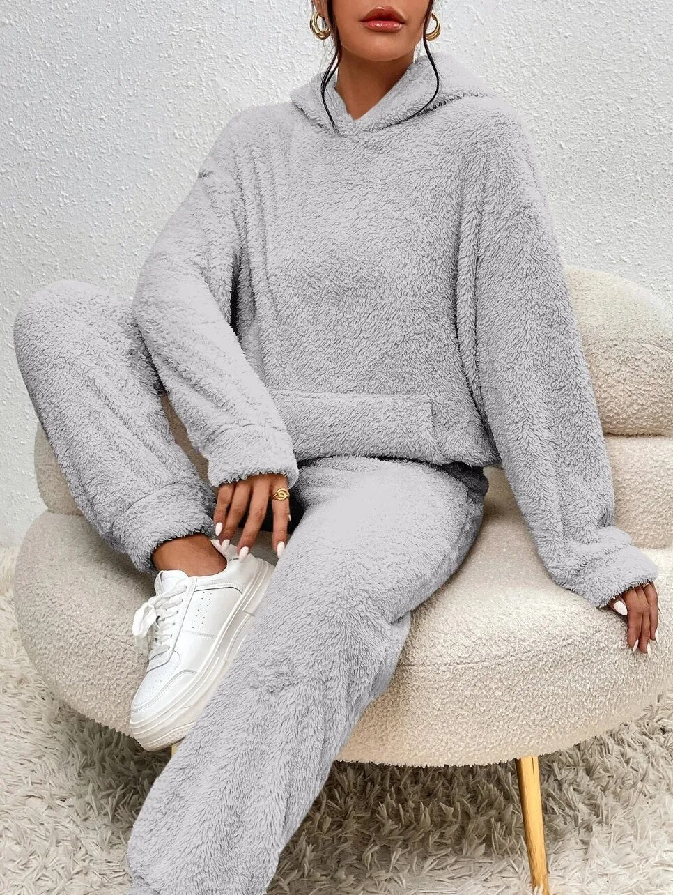 Grauer Teddy Hausanzug mit Hoodie und Hose