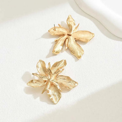 Goldene Blumen Ohrringe Silberner Schmuck