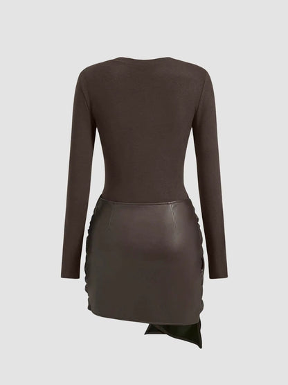 Kurzes Minikleid Veganleder-Effekt Figurbetont