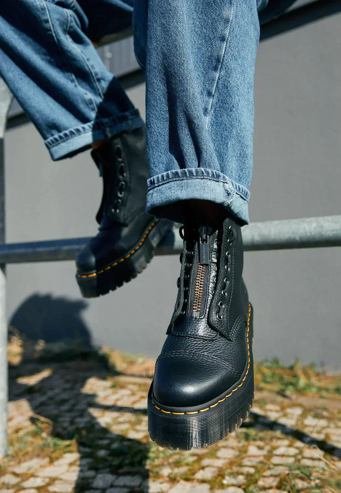 Damen Plateau Boots Schwarz Reißverschluss Chunky Sohle Hoch - Norvielle