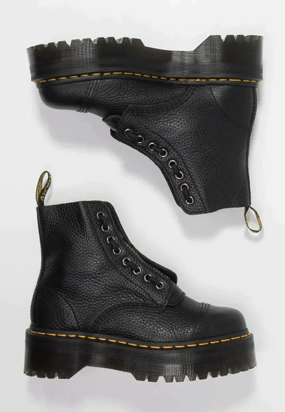 Schwarze Rebel Stride Boots – Nahaufnahme Reißverschluss