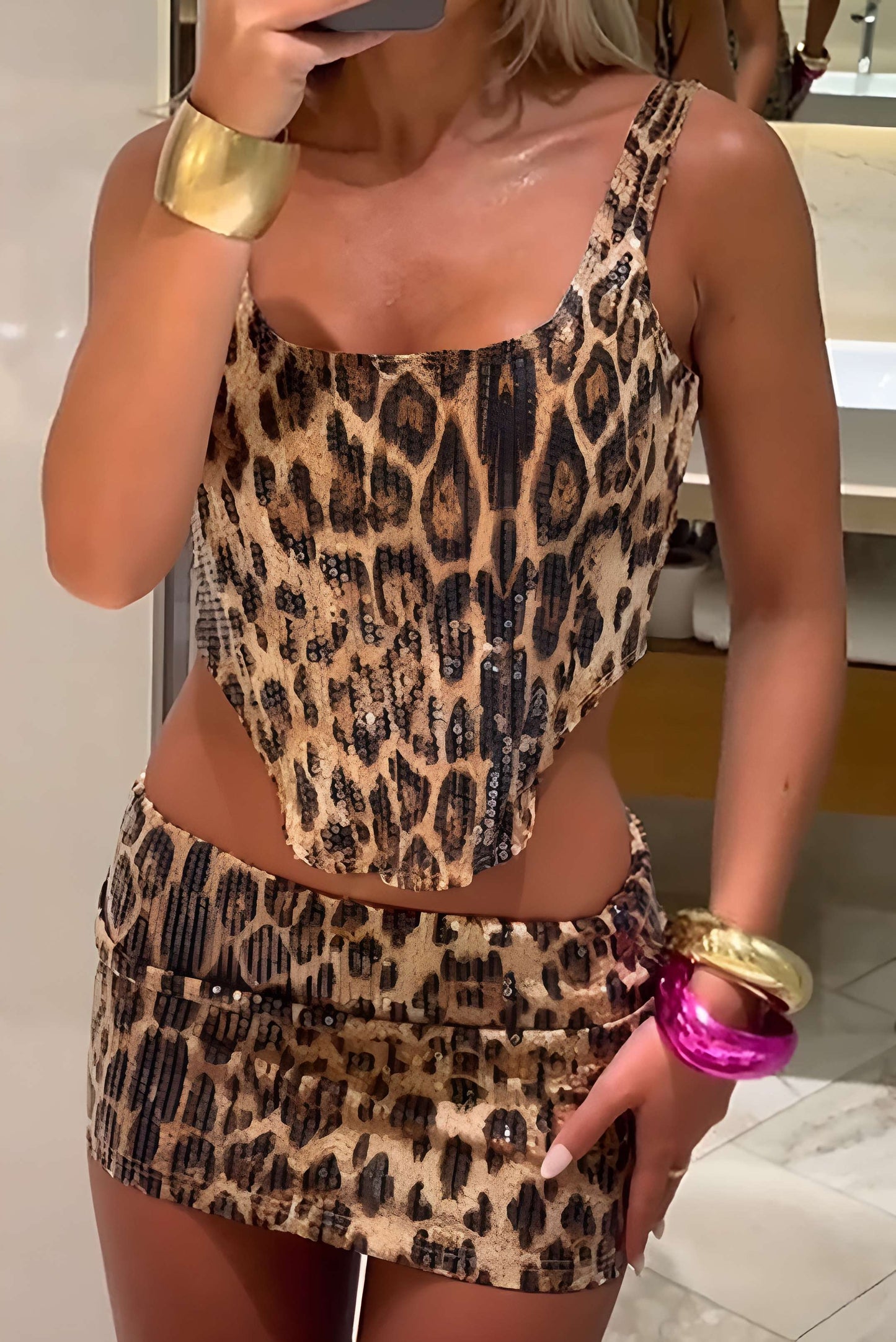 Damen und Minirock Set Selbstbewusstes Outfit - Norvielle