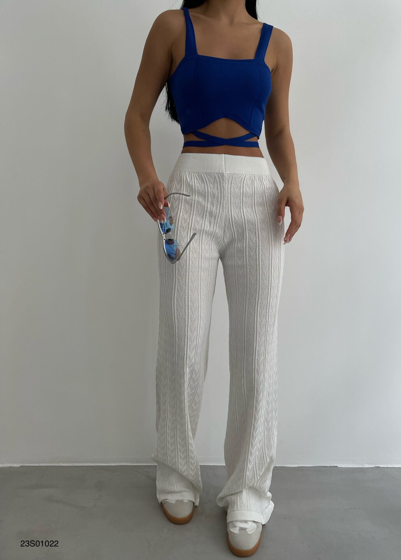 Weiße gehäkelte Damen-Sommerhose Elegant - Norvielle