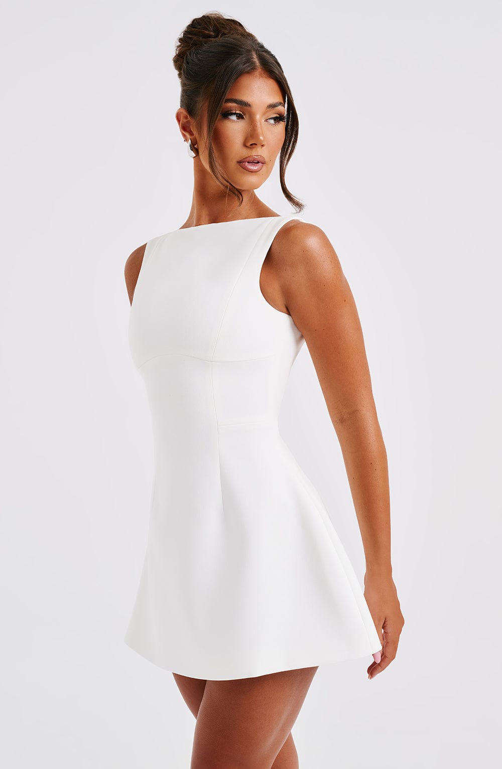es Damen Minikleid Elegant Rückenausschnitt Kurz