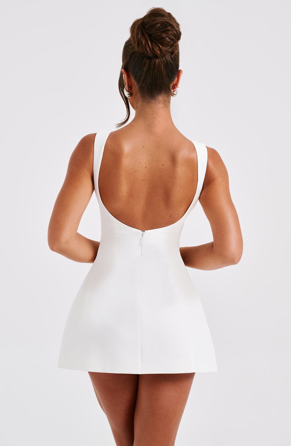 es Damen Minikleid Elegant Rückenausschnitt Kurz
