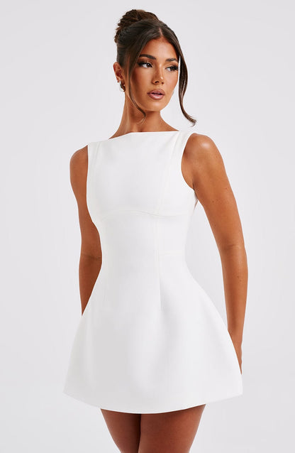 es Damen Minikleid Elegant Rückenausschnitt Kurz
