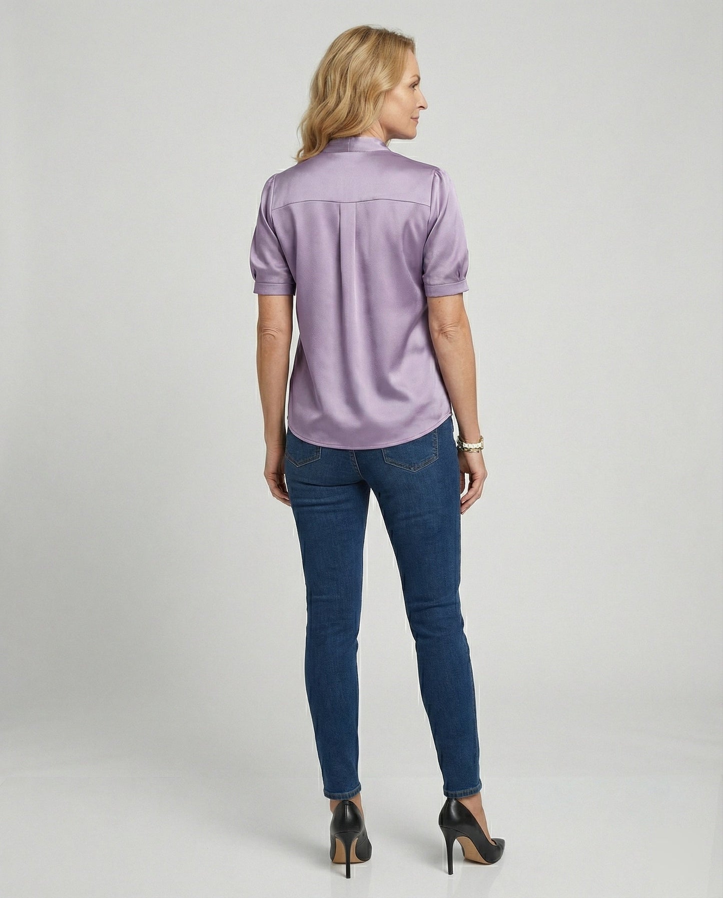 Damen Satin Bluse mit Krawattenkragen Elegant