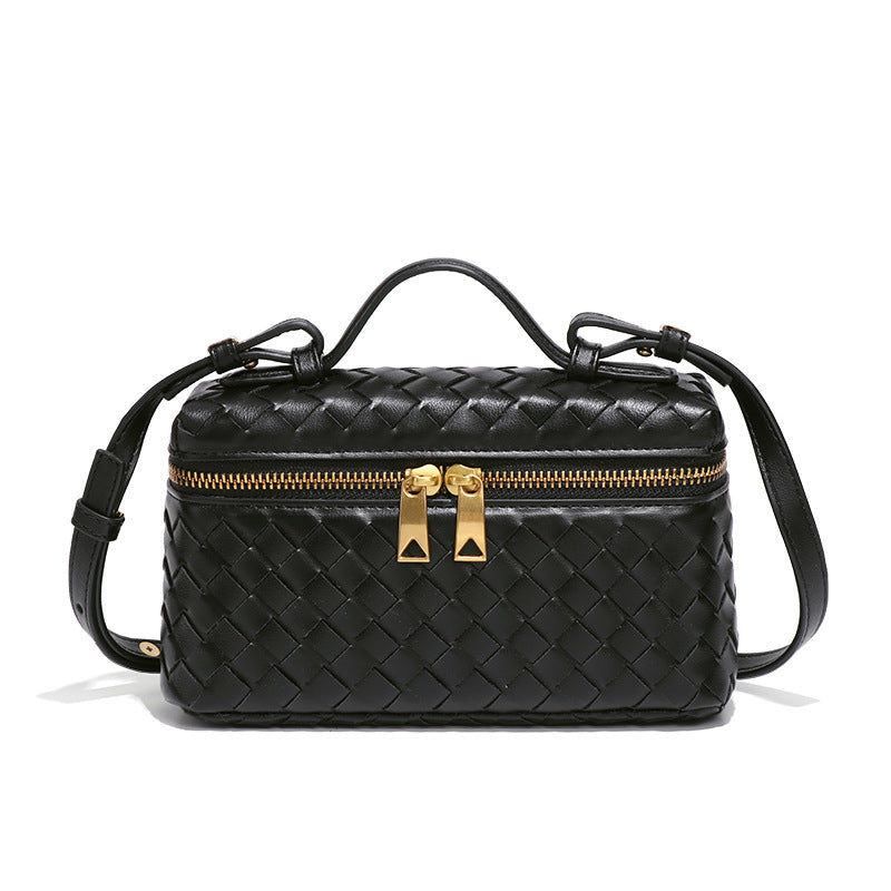 Geflochtene Frauen Crossbody Tasche mit goldenen Details
