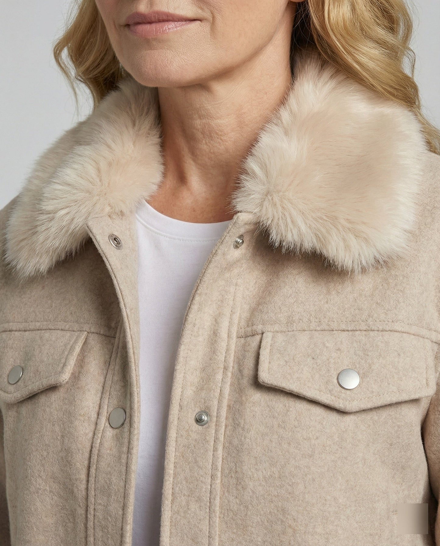 Damen Wolljacke mit Kunstfellkragen Warm