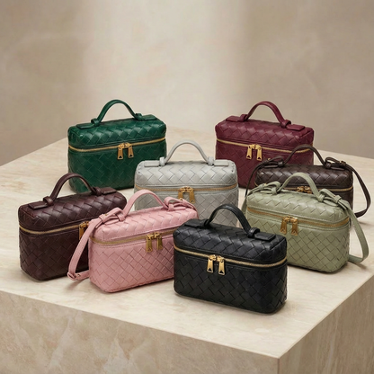 Geflochtene Frauen Crossbody Tasche mit goldenen Details - Norvielle