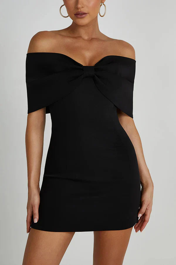 Ohne-Schultern-Minikleid mit Schleifen-Details