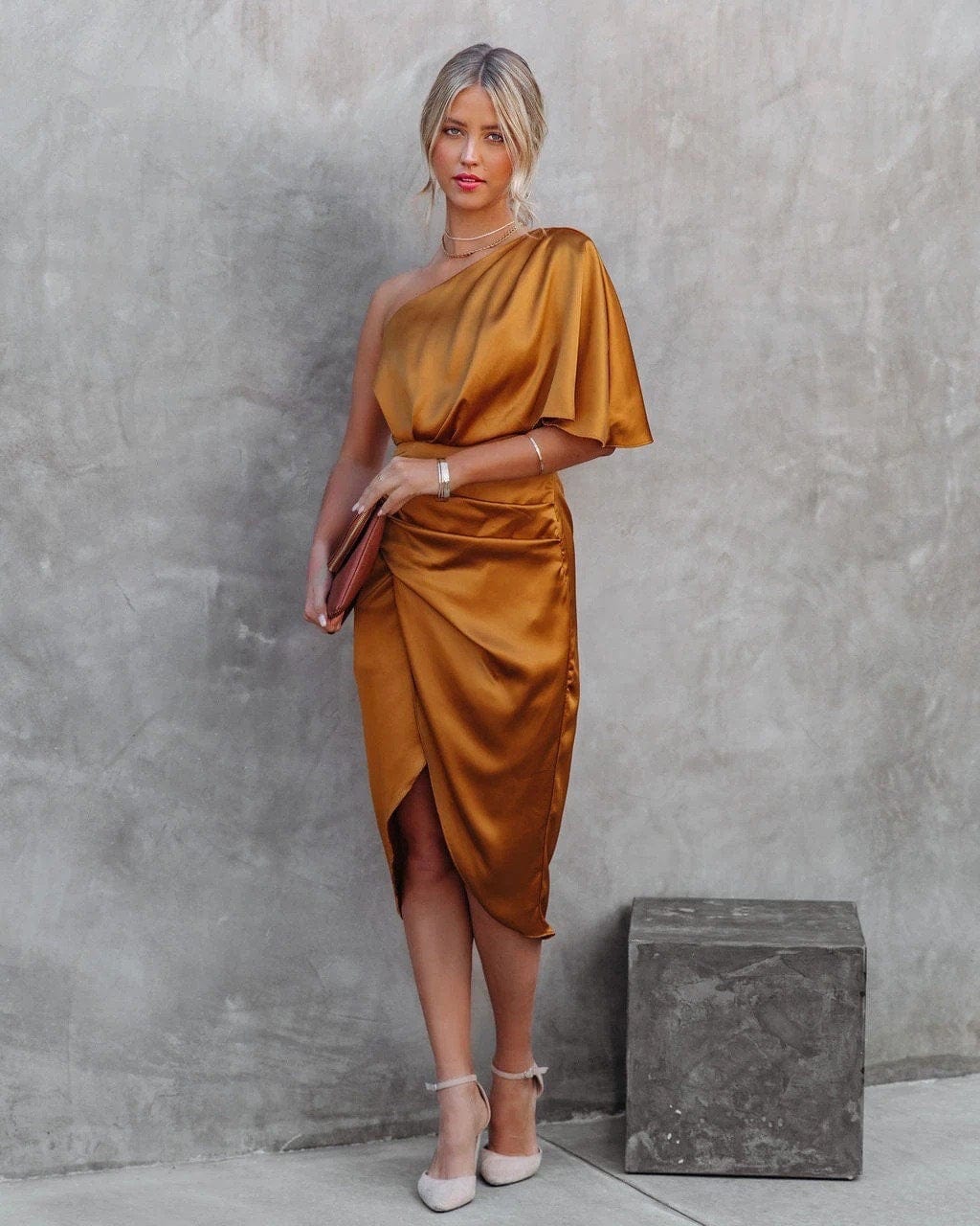 Elegantes Damen Abendkleid Satin One-Shoulder mit Drapierung