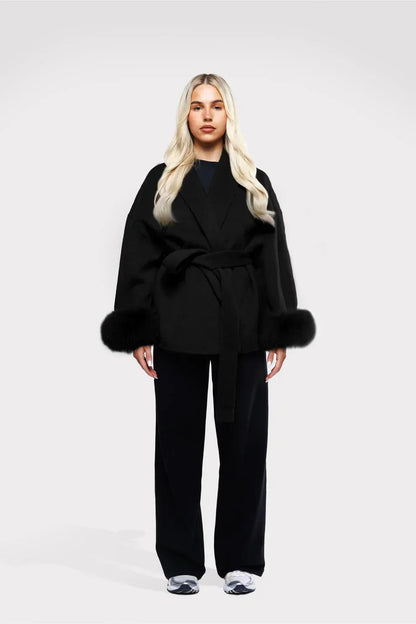 Lana Luxe Coat schwarz, casual kombiniert