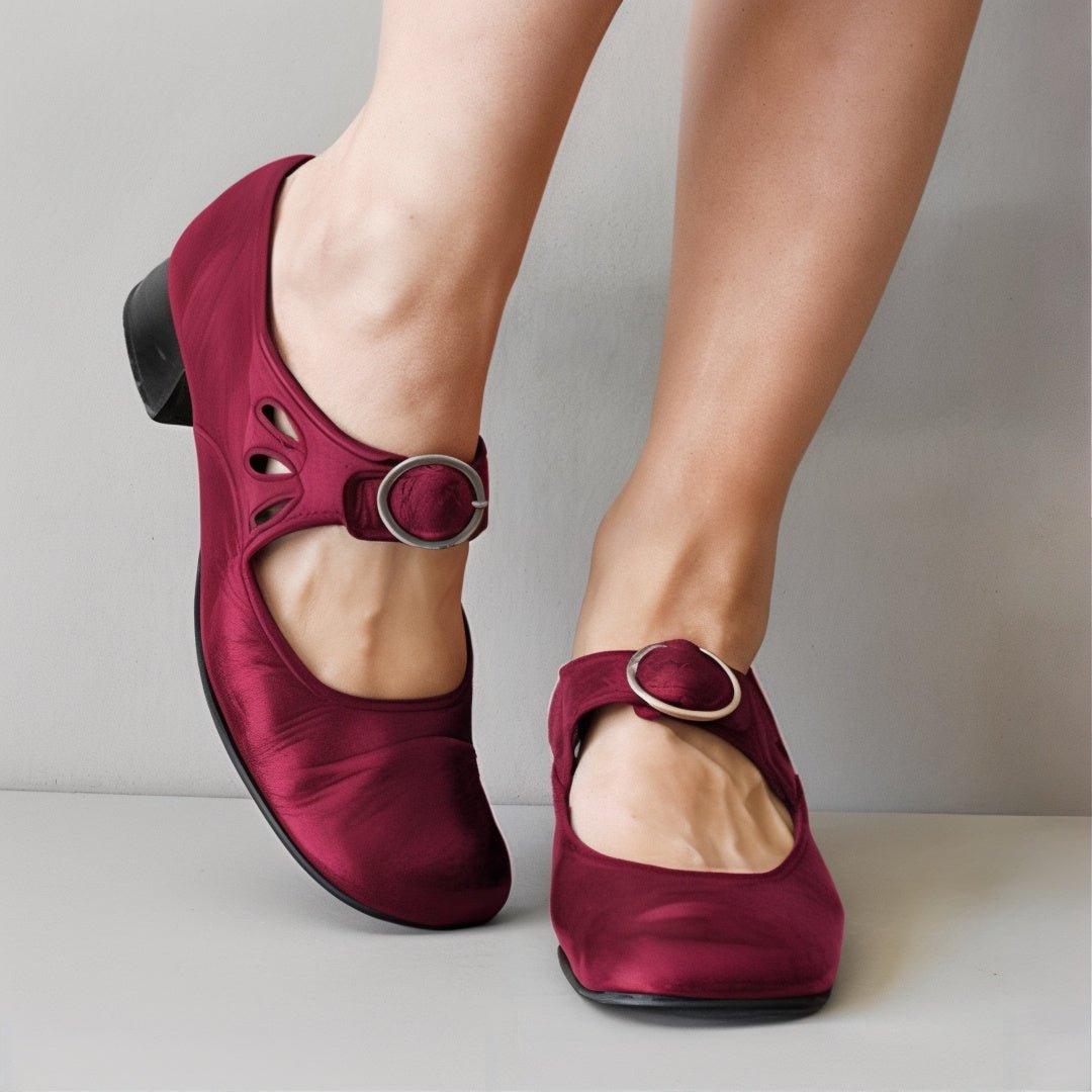 Damen Leder-Sandalen Elegantes Design