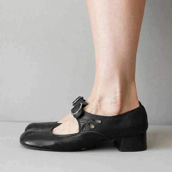 Damen Leder-Sandalen Elegantes Design