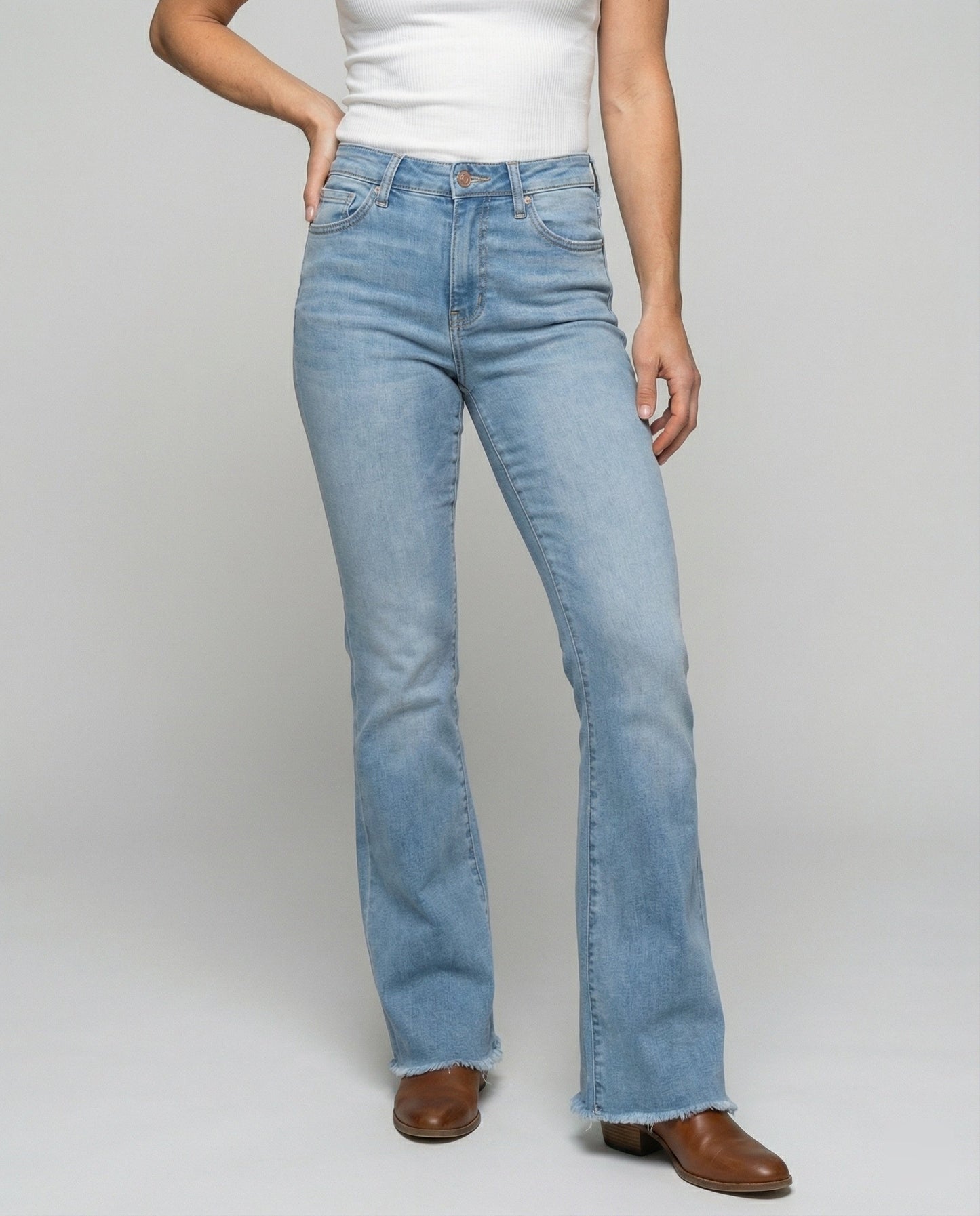 Damen Highwaist Flare Jeans Fransen Saum
