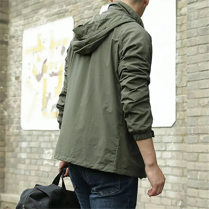 Herren Outdoorjacke Atmungsaktives Material Wasserabweisend Leicht