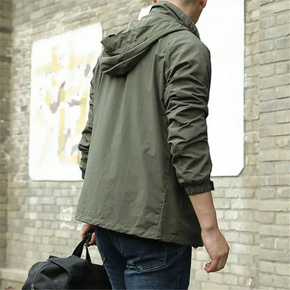Herren Outdoorjacke Atmungsaktives Material Wasserabweisend Leicht